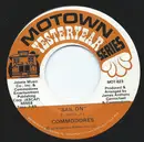 7inch Vinyl Single - Commodores - Sail On / Flying High