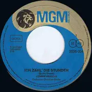 7inch Vinyl Single - Connie Francis - Ich Zähl Die Stunden / Es Begann In Einer Kleinen Bar