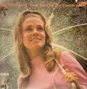 Connie Smith - Love Is the Look You're Looking For