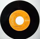 7inch Vinyl Single - Connie Smith - Dream Painter / Once A Day