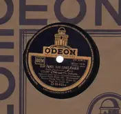 Count Basie - Clap Hands, Here Comes Charlie