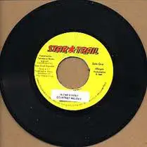 Courtney Melody - In The Street