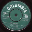 7inch Vinyl Single - Cliff Richard & The Shadows - The Young Ones