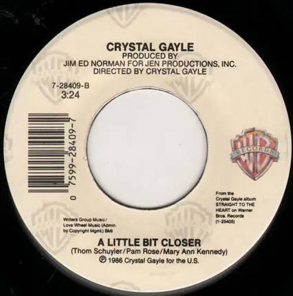 Crystal Gayle - Nobody Should Have To Love This Way