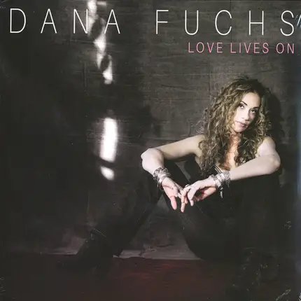 Dana Fuchs - Love Lives On