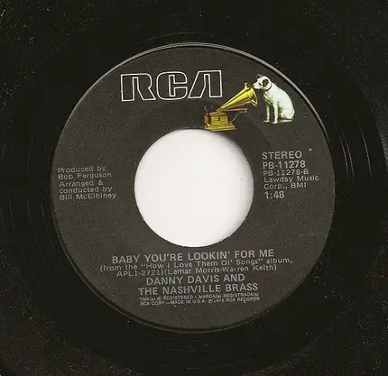 Danny Davis & The Nashville Brass - Olfd Fashioned Love Song / Baby, You're Lookin' For Me