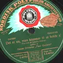 Schellack - Danse Orkester Paul Godwin - Det er en, man kommer til at holde a' / Taenk, hvis vi to var alene