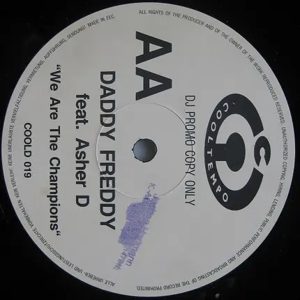 Daddy Freddy - Daddy Freddy's In Town