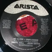 7inch Vinyl Single - Daryl Hall & John Oates - So Close