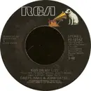 7'' - Daryl Hall & John Oates - Kiss On My List