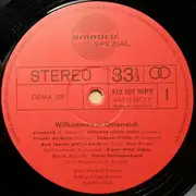LP - Das Ensemble Karl Zaruba · Rudi Und Inge Meixner · Jodler-Trio Fürk - Willkommen In Österreich