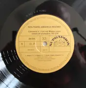 LP - David Oistrach , Wolfgang Amadeus Mozart , Ludwig van Beethoven , Vladimir Yampolsky , The Czech Ph - Concerto N°3 En Sol Majeur, KV 216 / Sonate N°1 En Ré Majeur, Op.12 / Romance N°2 En Fa Majeur, Op.50
