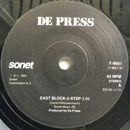De Press - East Block-2-Step