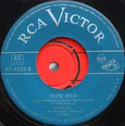 7inch Vinyl Single - Dennis Day With Henri René And His Orchestra And Chorus - When Hearts Are Young