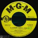 7inch Vinyl Single - Debbie Reynolds - It Started With A Kiss