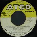 7inch Vinyl Single - Dee Dee Warwick With The Dixie Flyers - She Didn't Know (She Kept On Talking) / Make Love To Me