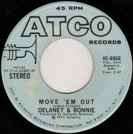 Delaney & Bonnie - Move 'Em Out