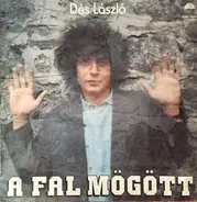 Dés László - A Fal Mögött