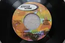 7inch Vinyl Single - Dionne Warwick - The Green Grass Starts To Grow / They Don't Give Medals To Yesterday's Heroes