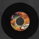 7inch Vinyl Single - Dionne Warwick - The windows of the world / Walk little Dolly