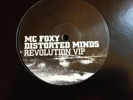Distorted Minds Feat. MC Foxy - Revolution