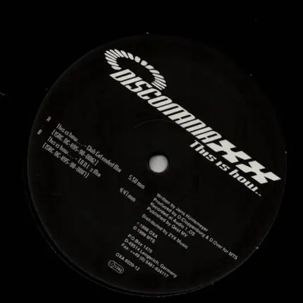 Discomaniaxx - This Is How...