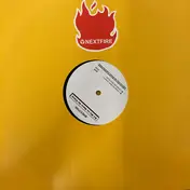 DJ Mo vs. Marc de Clarq - Shake The Bells!