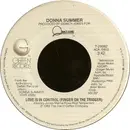 7'' - Donna Summer - Love Is In Control (Finger On The Trigger)