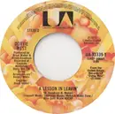 7'' - Dottie West - A Lesson In Leavin' / Love's So Easy For Two