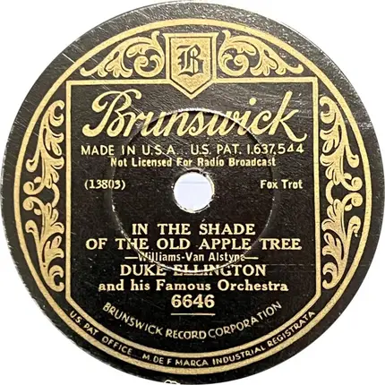 Duke Ellington And His Orchestra - Harlem Speaks / In The Shade Of The Old Apple Tree