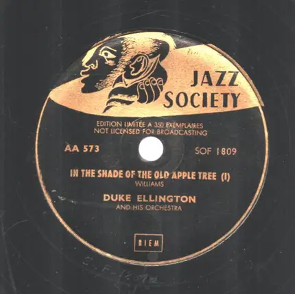 Duke Ellington And His Orchestra - In The Shade Of The Old Apple Tree