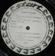 LP - East - Rések A Falon