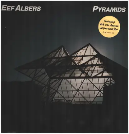 Eef Albers - Pyramids