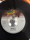 7inch Vinyl Single - Elephant Man , Brian & Tony Gold - Wiggle it / Hey Girl