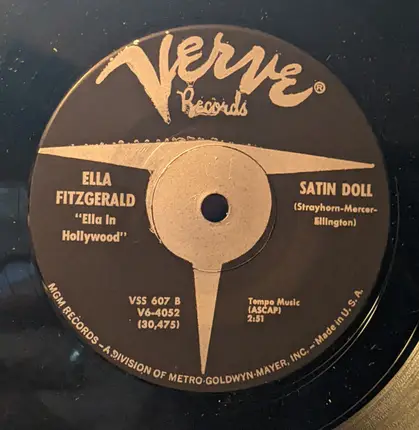 Ella Fitzgerald - I've Got The World On A String