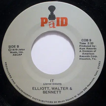 Elliott, Walter & Bennett - The Twelve Days Of A Cleveland Brown Christmas