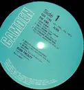 LP - Elvis Presley - The King... Elvis