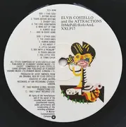 LP - Elvis Costello & The Attractions - IbMePdErRoIoAmL (Imperial Bedroom)