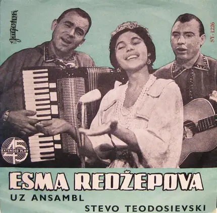 Esma Redžepova I Boris Angelkovski - Devojčence Će Ti Kupam Fustan / Tuginata Pusta Da Ostane