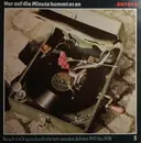 LP - Ernst Busch - Nur Auf Die Minute Kommt Es An - incl Booklet with Lyrics