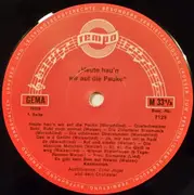 LP - Ernst Jäger Und Sein Orchester , Die Isartaler Blasmusik - Heute Hau'n Wir Auf Die Pauke