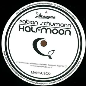 Fabian Schumann - Halfmoon