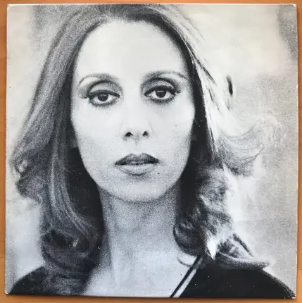 Fairuz = Fairuz - La Gardienne Des Clés Volume 1