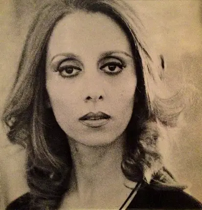 Fairuz = Fairuz - ناطورة المفاتيح = La Gardienne Des Clés Volume 2