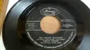 7inch Vinyl Single - Faron Young With The Merry Melody Singers - The Yellow Bandana
