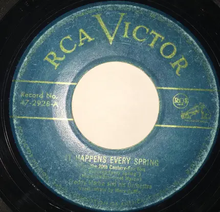 Freddy Martin And His Orchestra - It Happens Every Spring
