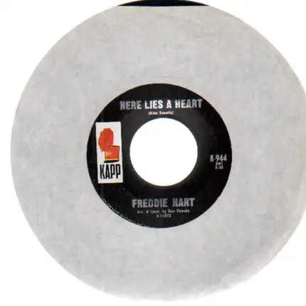 Freddy Hart - Here lies a heart / Don't cry baby