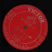 LP - Fumikichi Fujimoto ( Japanese Geisha) - Original singing of japanese Geisha named Fumikichi Fujimoto ( 1897 - 1976 ) - OBI, insert.