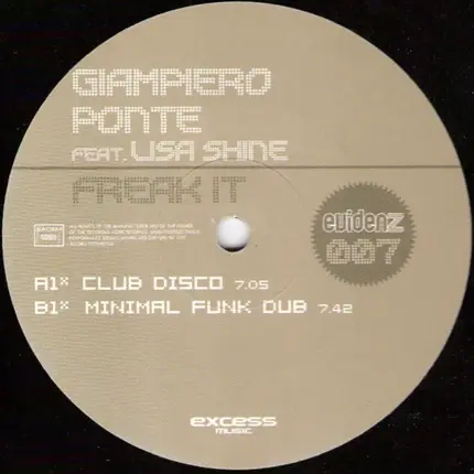 Giampiero Ponte Feat. Lisa Shine - Freak It
