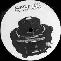 Gizz TV & Walker - Super 8 - 001
